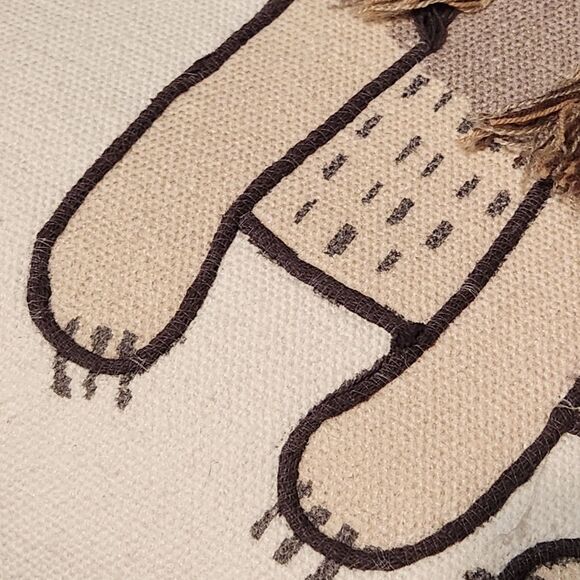 🇬🇪🔺️Ivory w/Tan 3D Lion Oversized 19x19 Square Throw Pillow - Picture 4 of 9